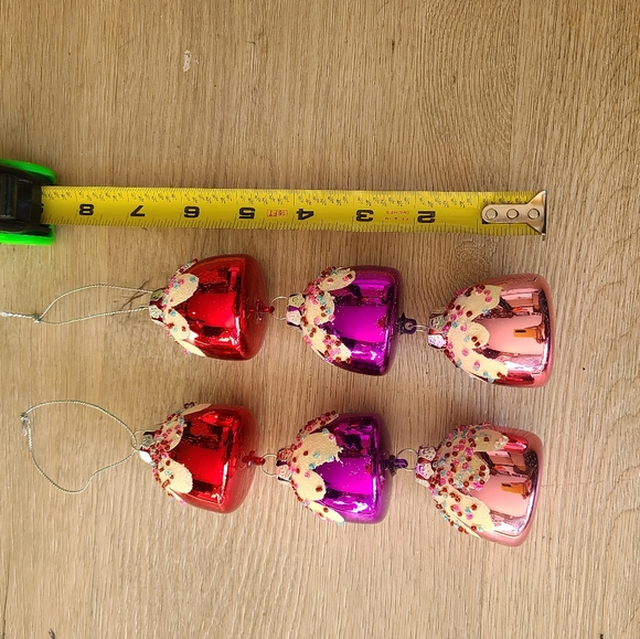 Pair of gum drop ornaments - Picture 2 of 5